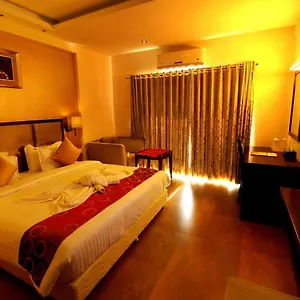 3* Hotel Paravoor Galaxy